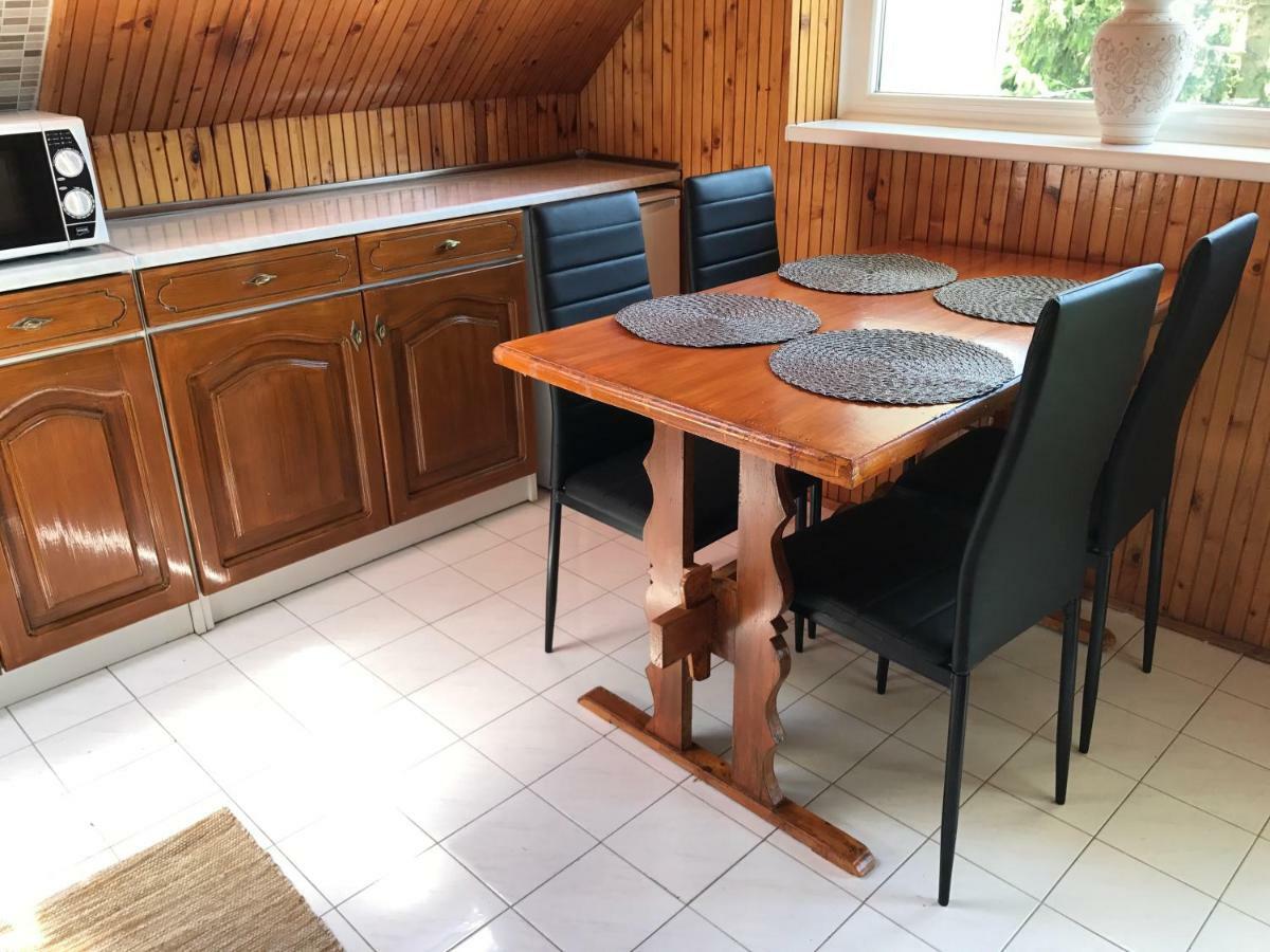 Rozsavoelgy Apartman Balatonlelle Exterior photo
